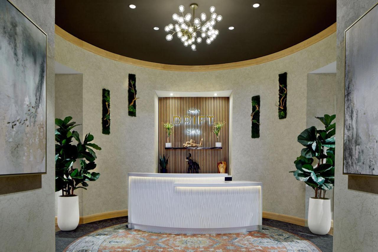 Hotel Lancaster Marriott At Penn Square Extérieur photo