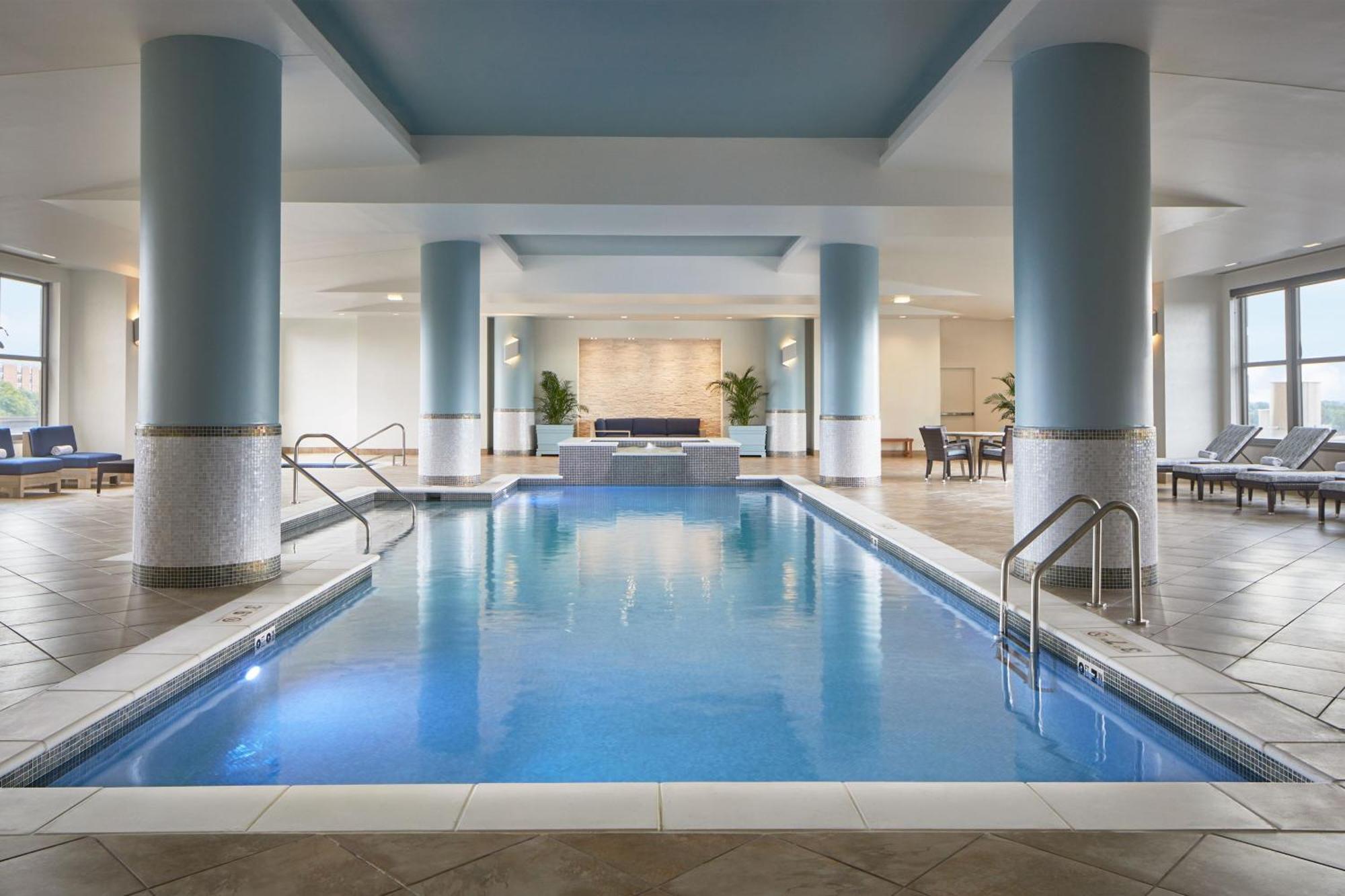Hotel Lancaster Marriott At Penn Square Extérieur photo